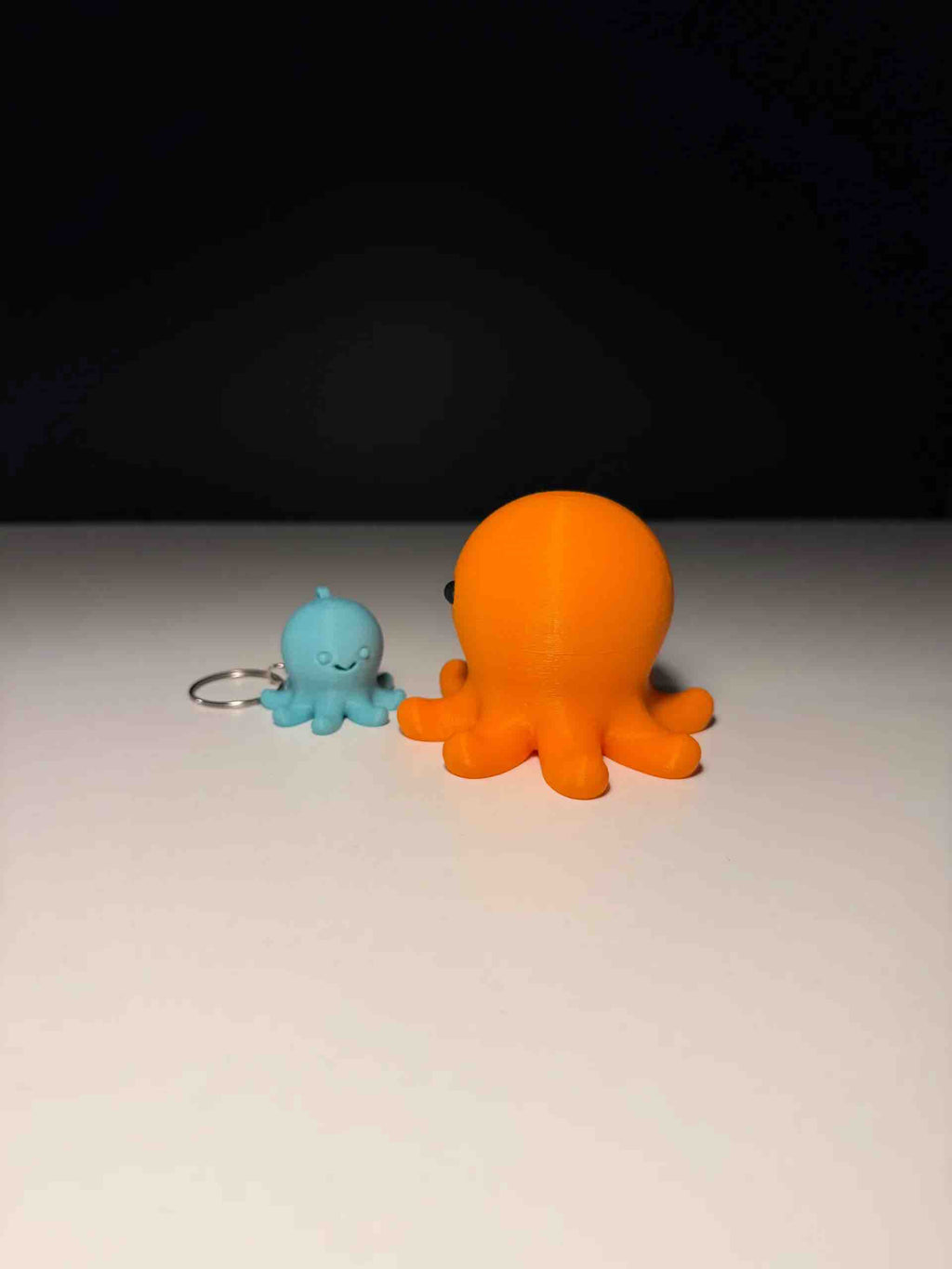 Red cute octopuss 3d print (small blue one non included)